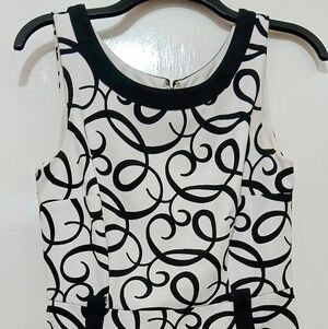 Elegant Black and White Swirl Pattern Dress